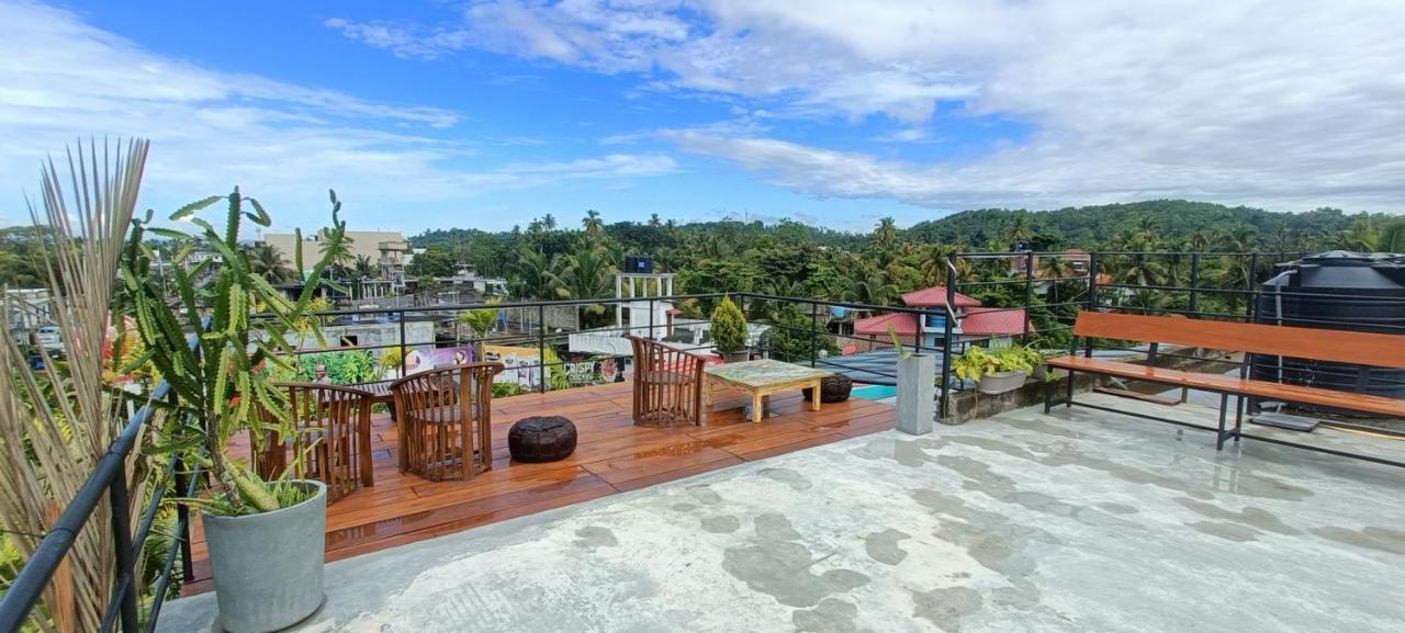 Yasis Surf Lodge Mirissa Exteriér fotografie