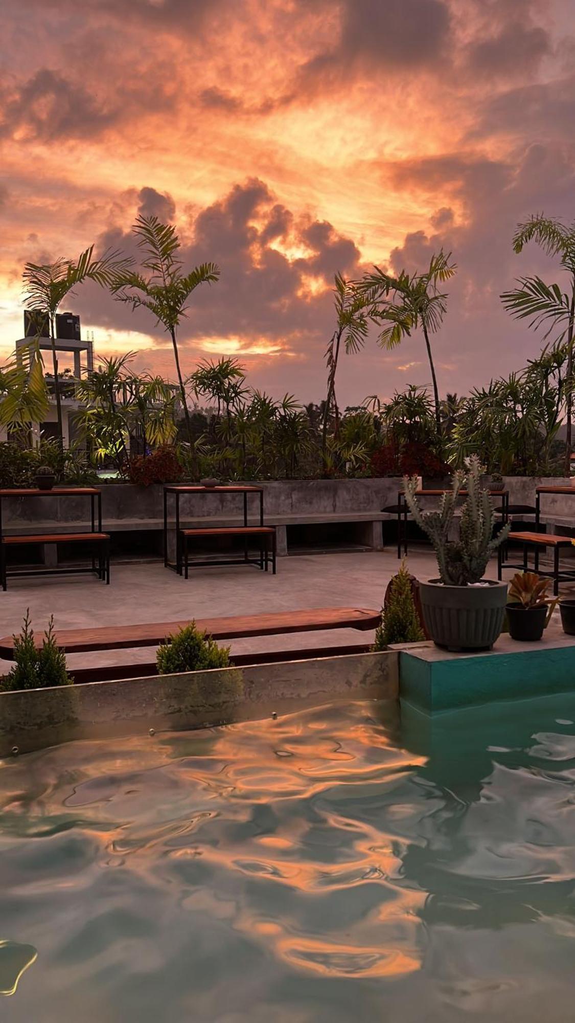 Yasis Surf Lodge Mirissa Exteriér fotografie
